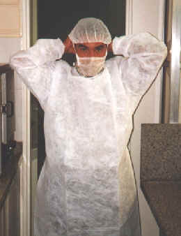 mascara.jpg (80229 bytes)