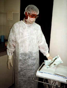 poeinstru.jpg (71539 bytes)